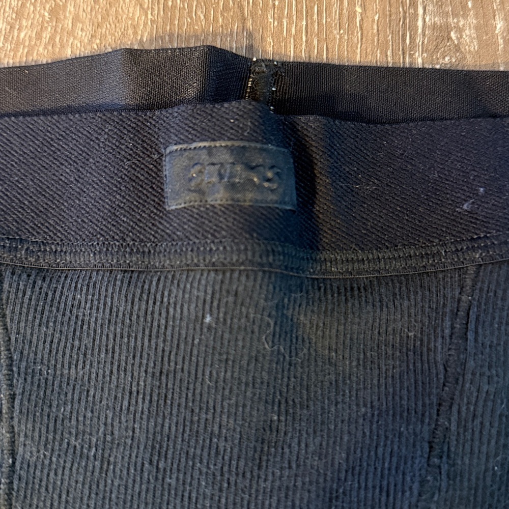 SKIMS Ribbed Boxer Shorts, Size Medium - Picture 2 of 7